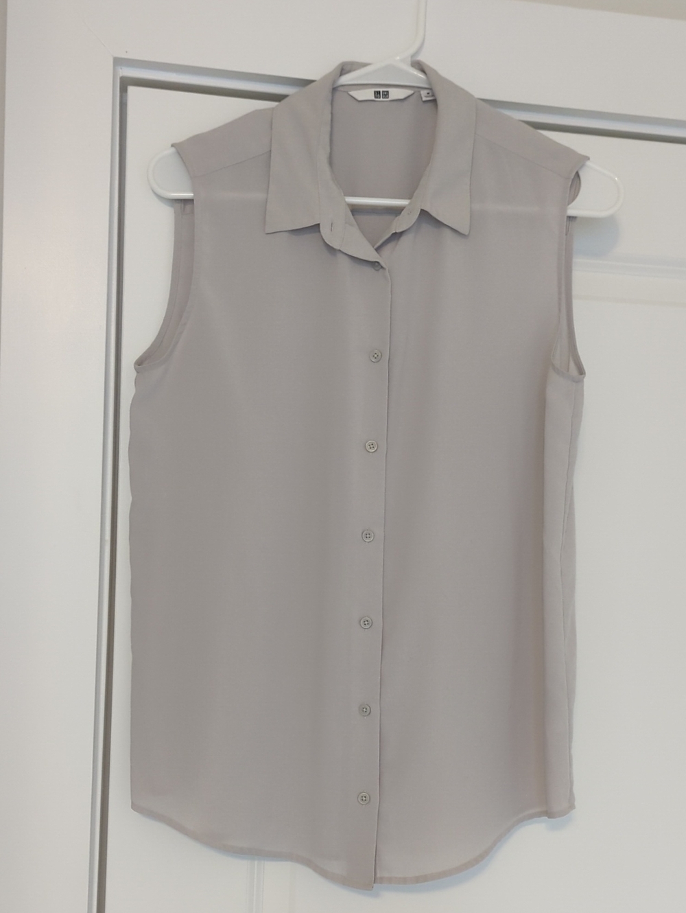 Uniqlo Sleeveless Blouse